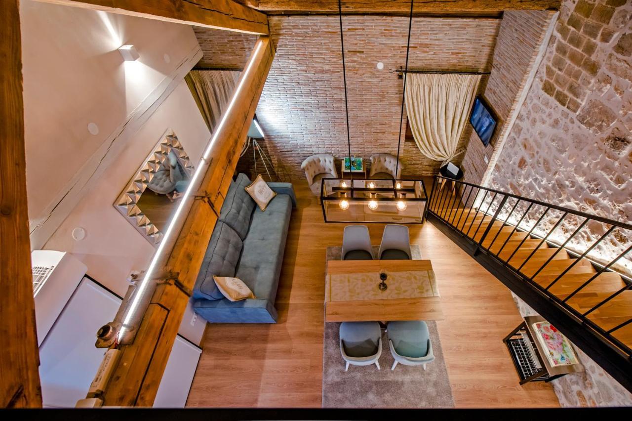 Apartments Casa De Amicis Ровинь Экстерьер фото