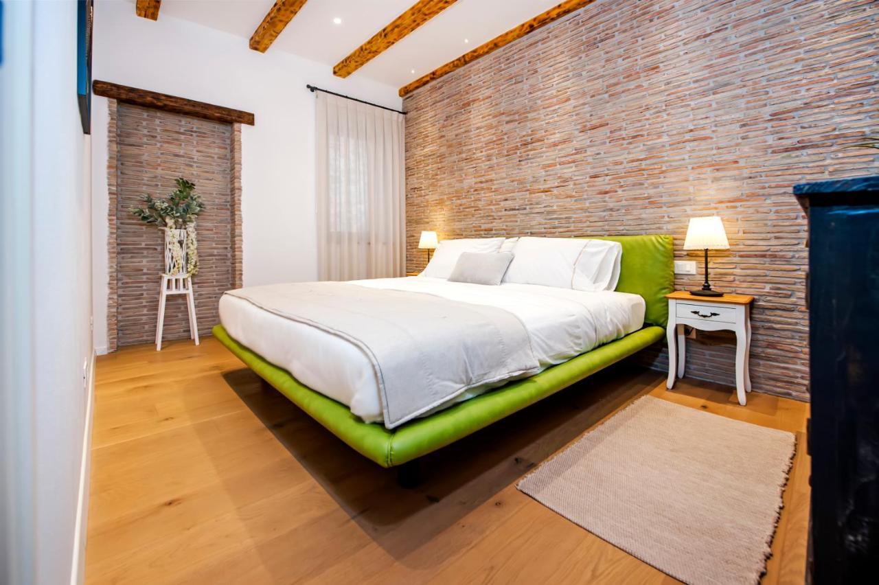 Apartments Casa De Amicis Ровинь Экстерьер фото